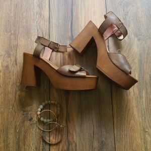 Musse and Cloud sandals